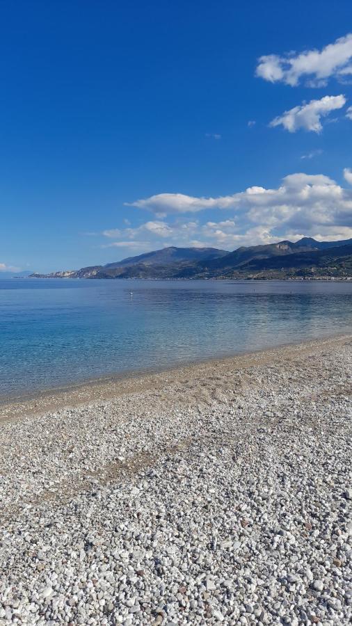 Akrata Rose Garden Apartments I Paralia Akratas Экстерьер фото