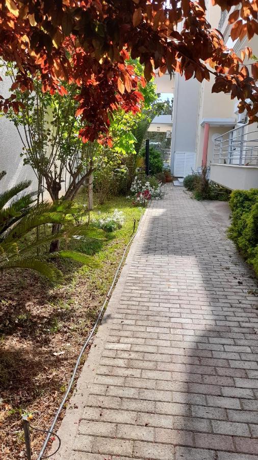 Akrata Rose Garden Apartments I Paralia Akratas Экстерьер фото